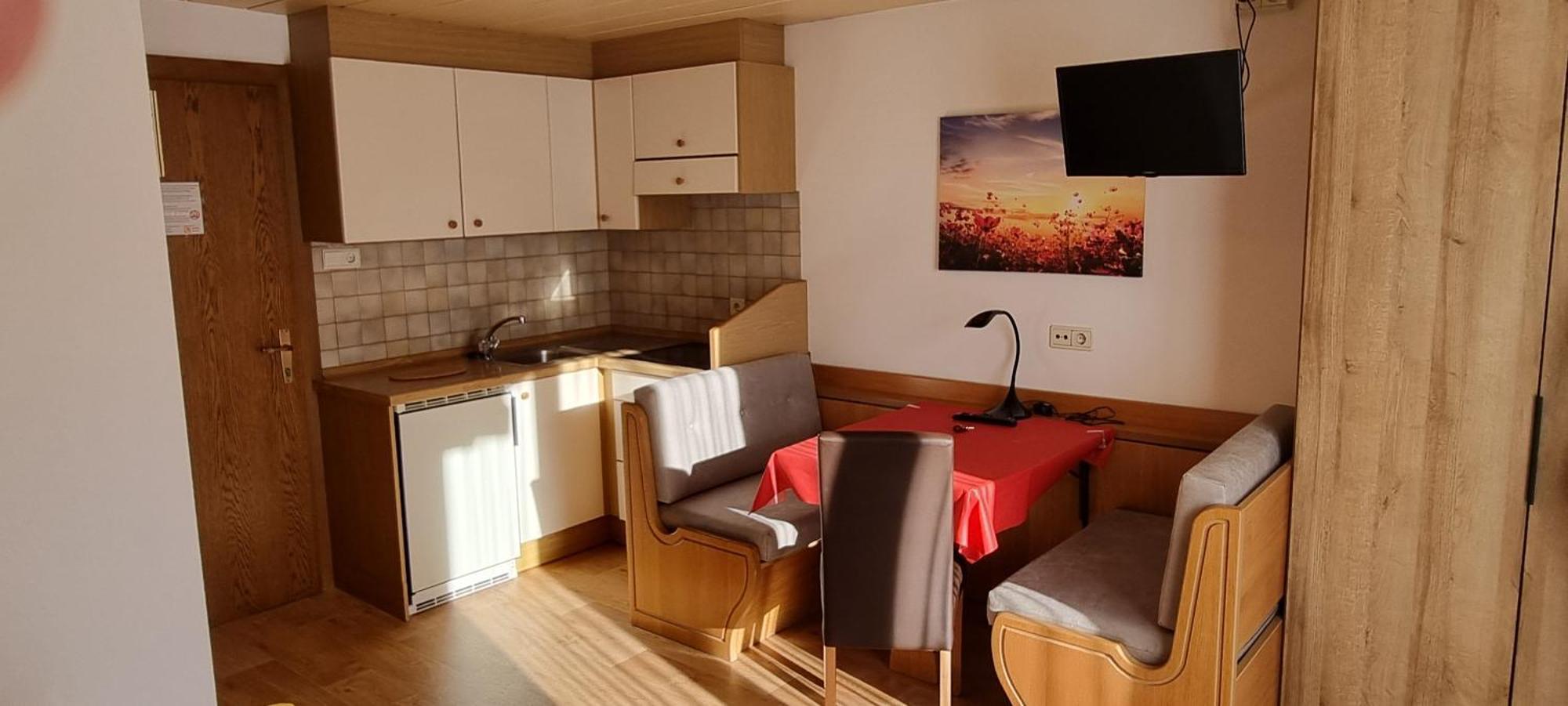 Bed and Breakfast Garni Helfer Dobbiaco Zewnętrze zdjęcie