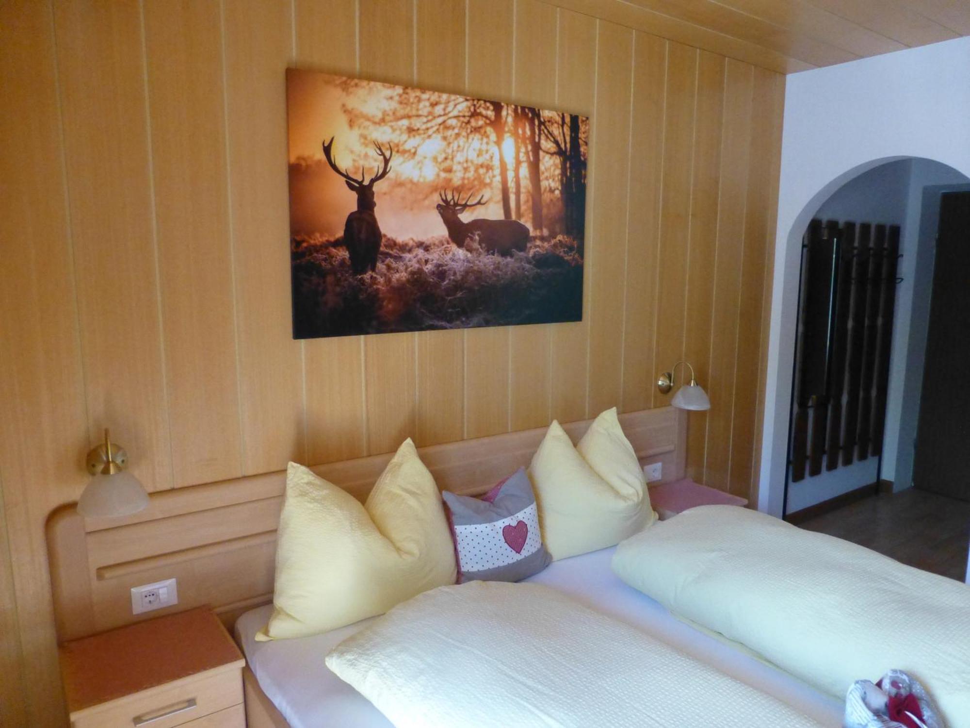 Bed and Breakfast Garni Helfer Dobbiaco Zewnętrze zdjęcie