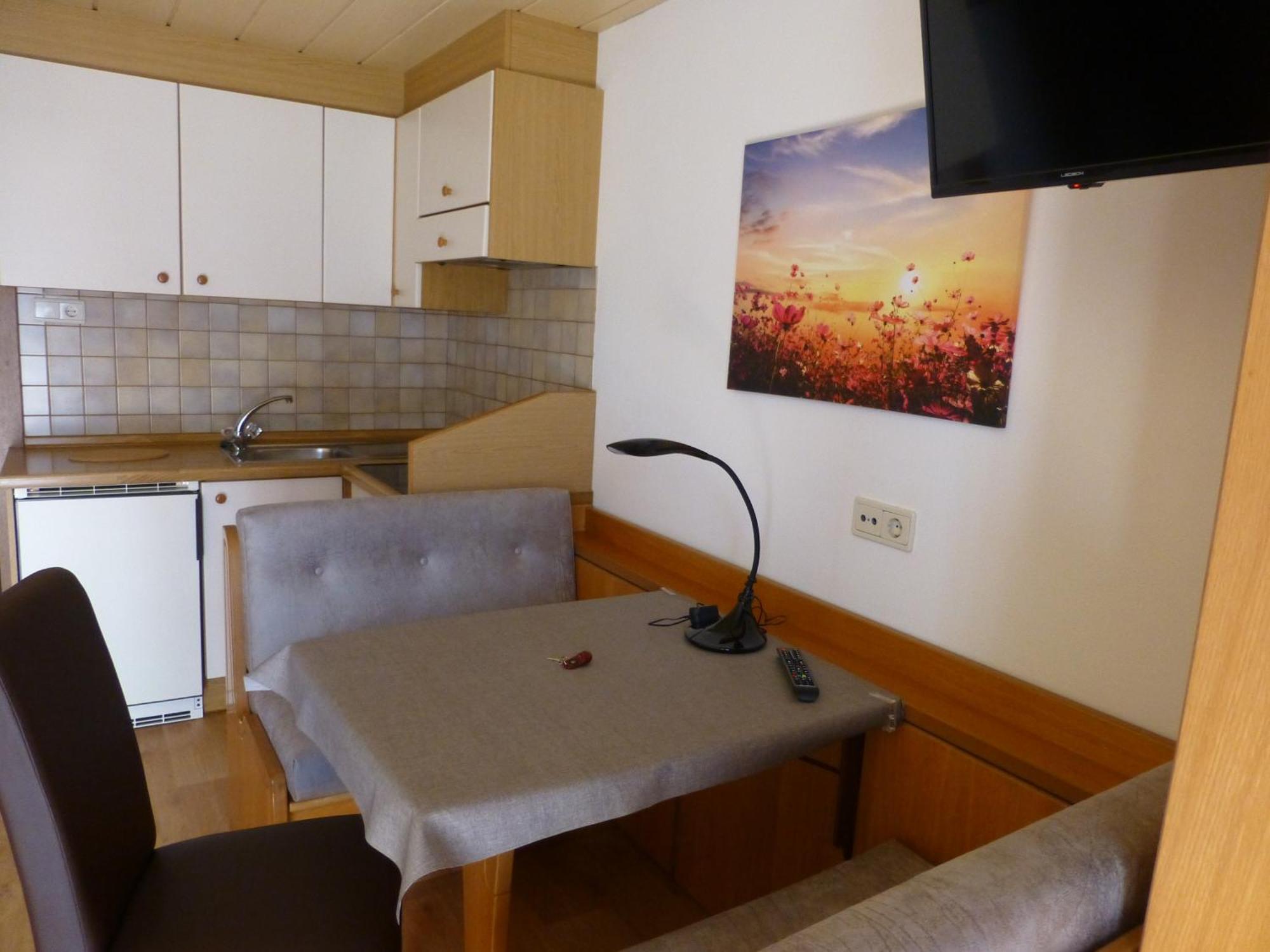 Bed and Breakfast Garni Helfer Dobbiaco Zewnętrze zdjęcie