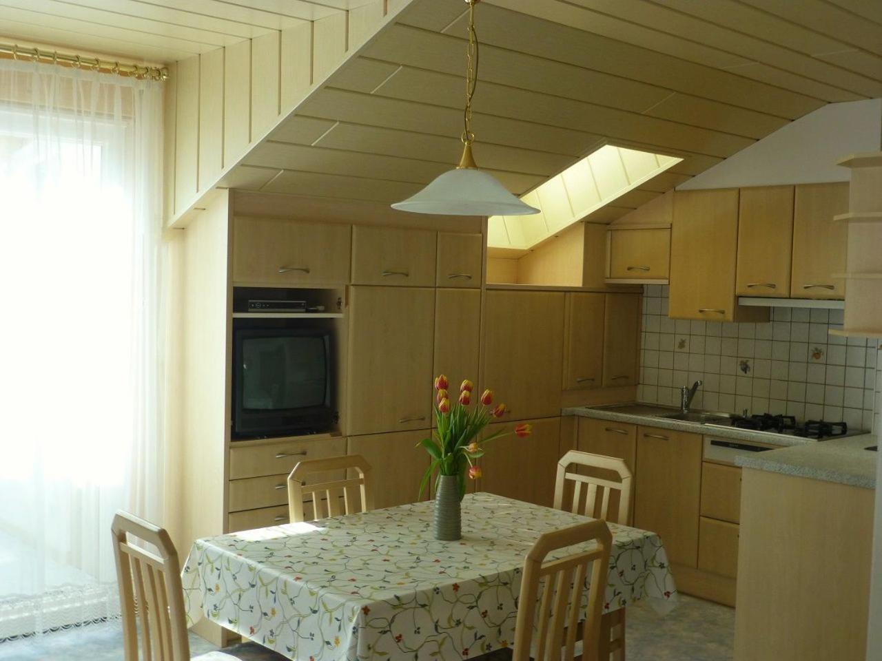 Bed and Breakfast Garni Helfer Dobbiaco Zewnętrze zdjęcie
